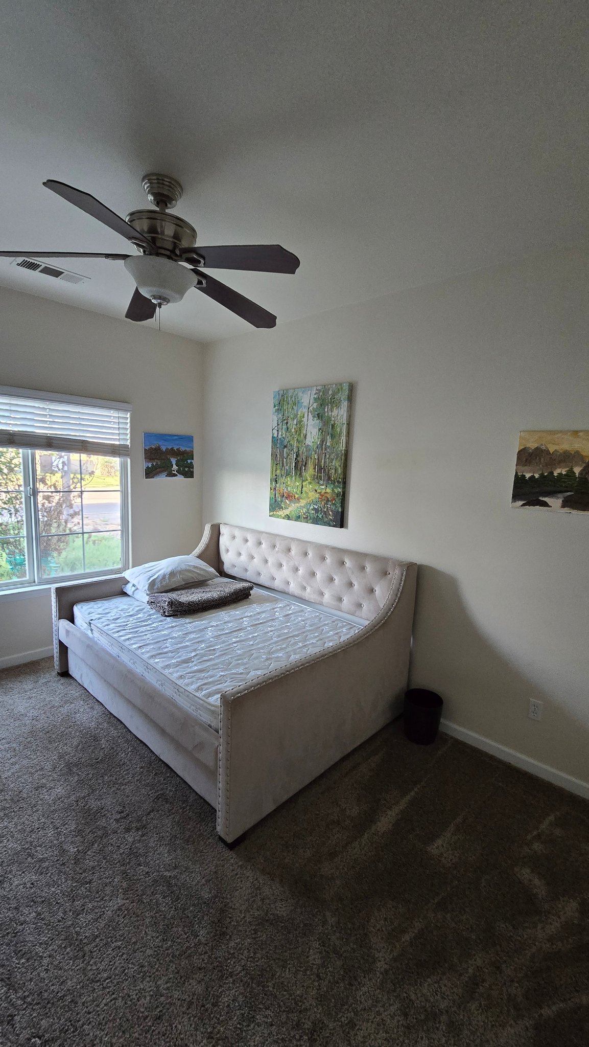 Visalia House: 4350 W Iris Ave