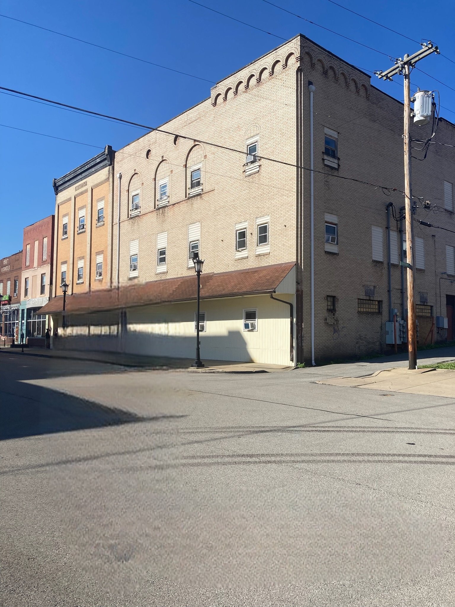California Multiplex: 131 Wood Street