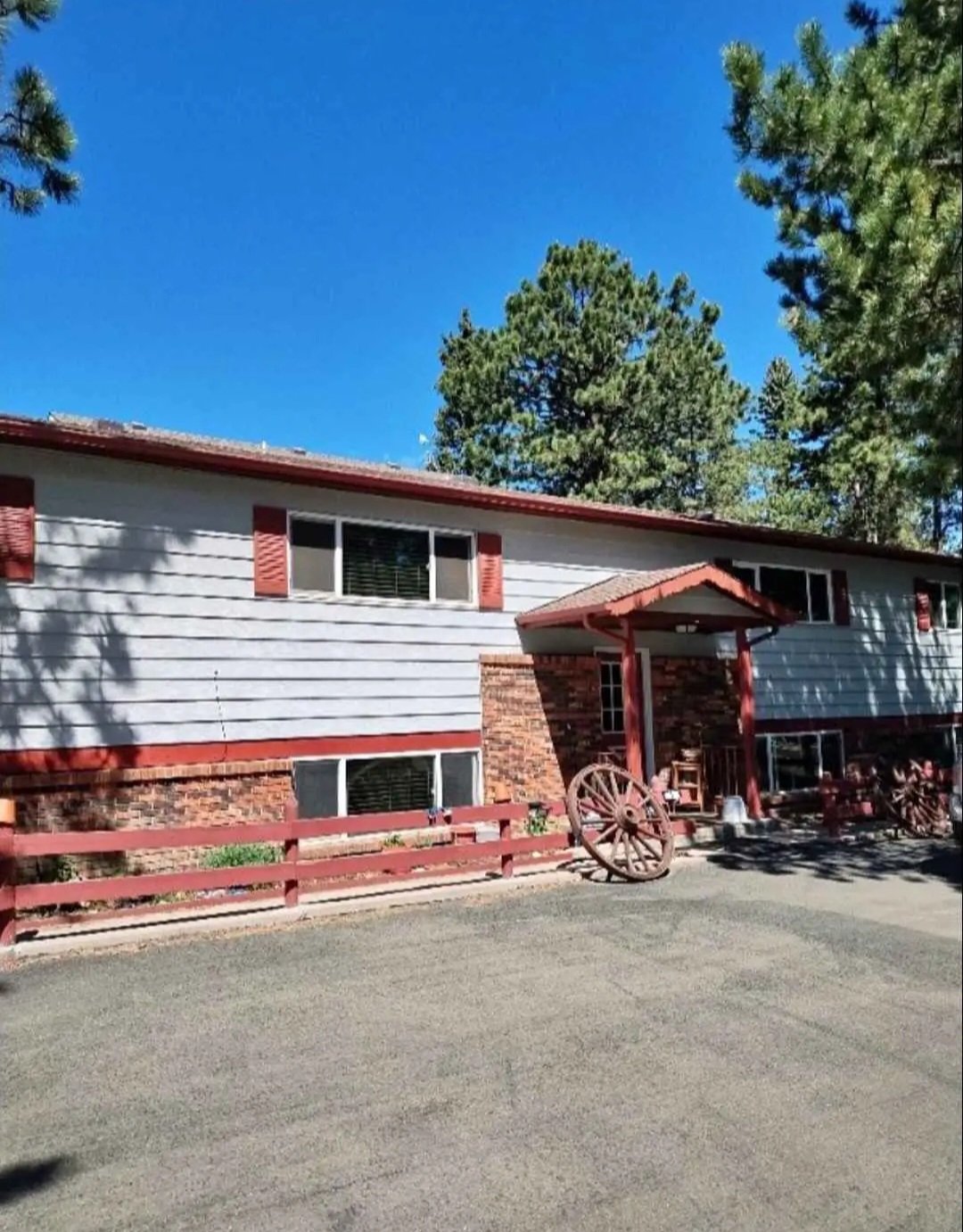Woodland Park Multiplex: 114 County Rd