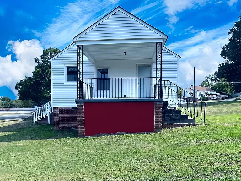 Chester House: 556 6th Street
