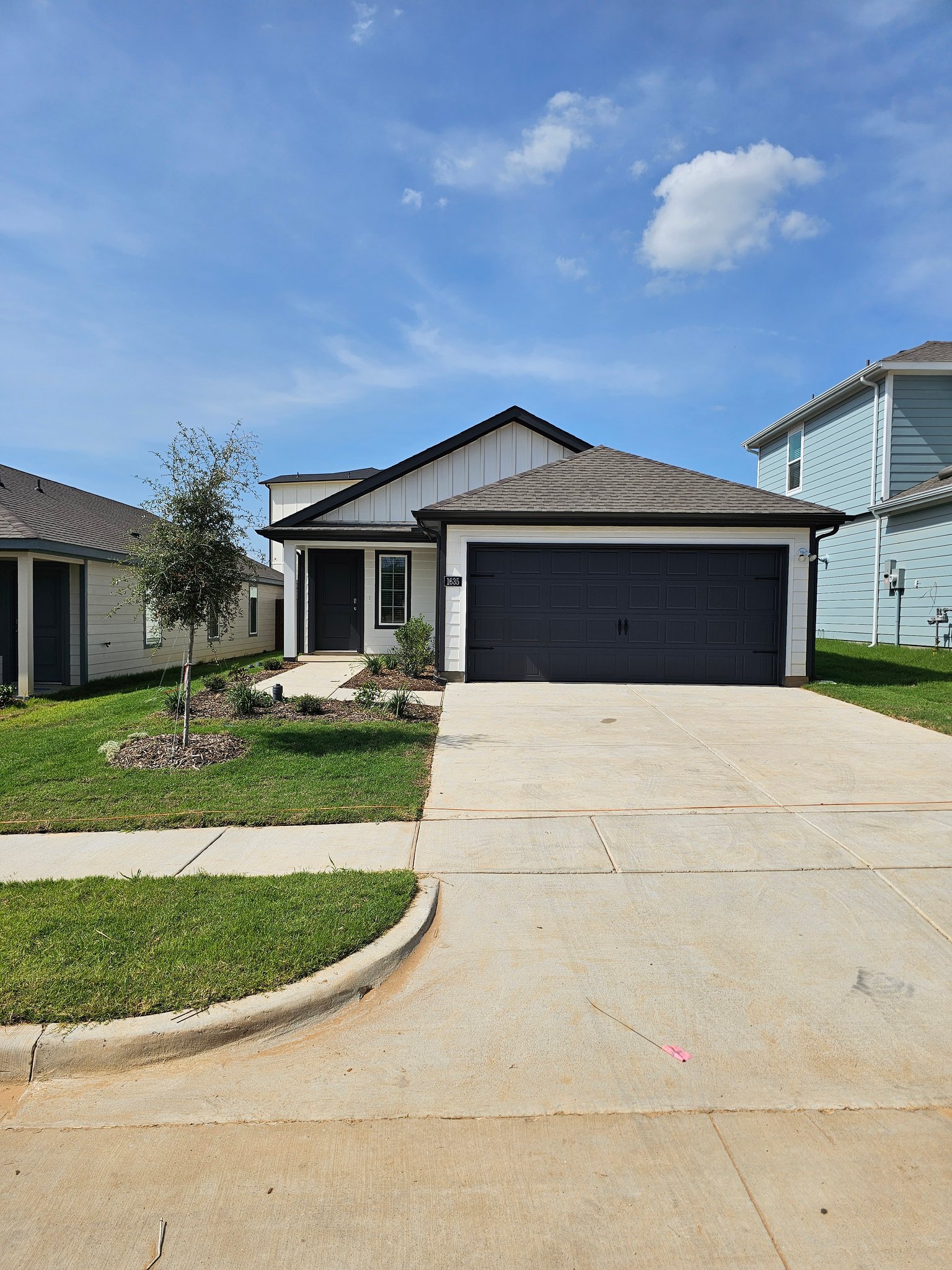 Tyler House: 1635 Blaire Dr