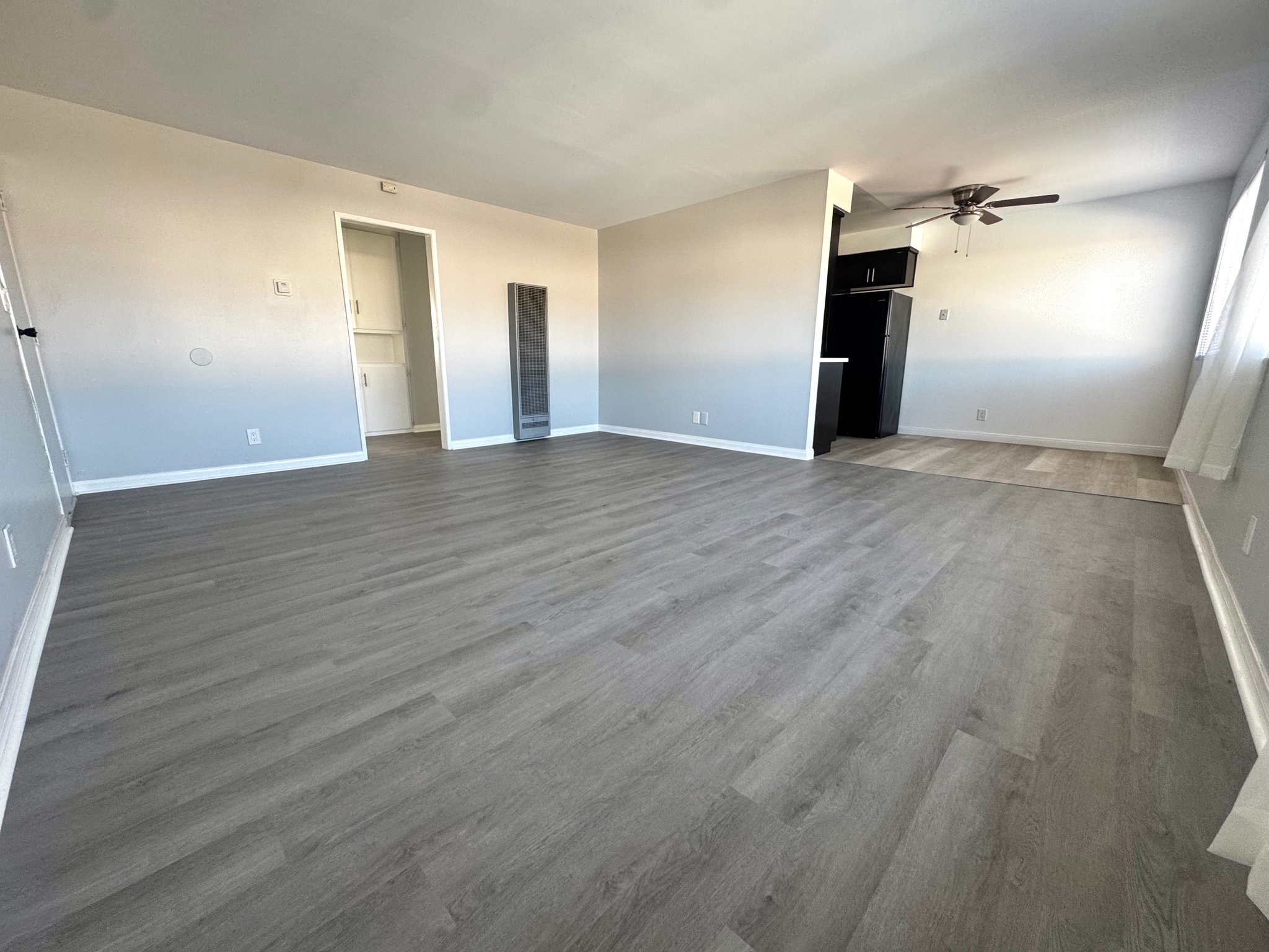 Inglewood Apartment: 317 E Hazel Street, H