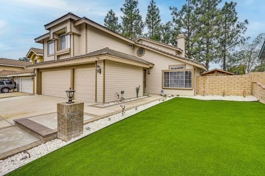Rancho Cucamonga House: 6920 Palermo