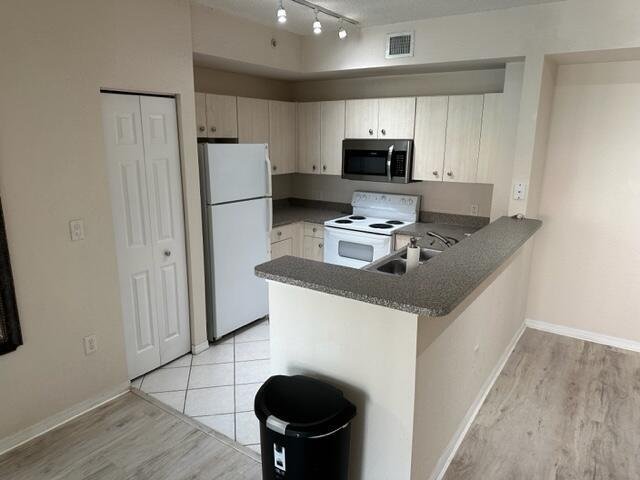 West Palm Beach Condo: 1803 N Flagler Drive 312