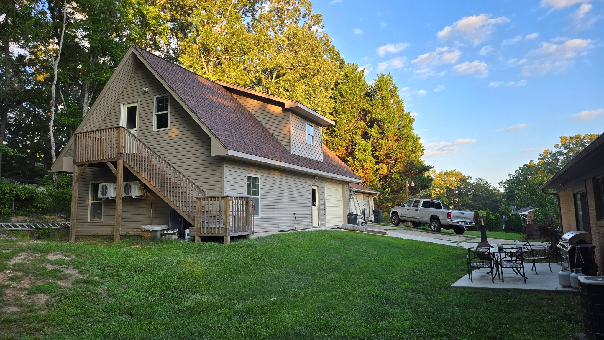 Landrum House: 107-B Rickert Ave