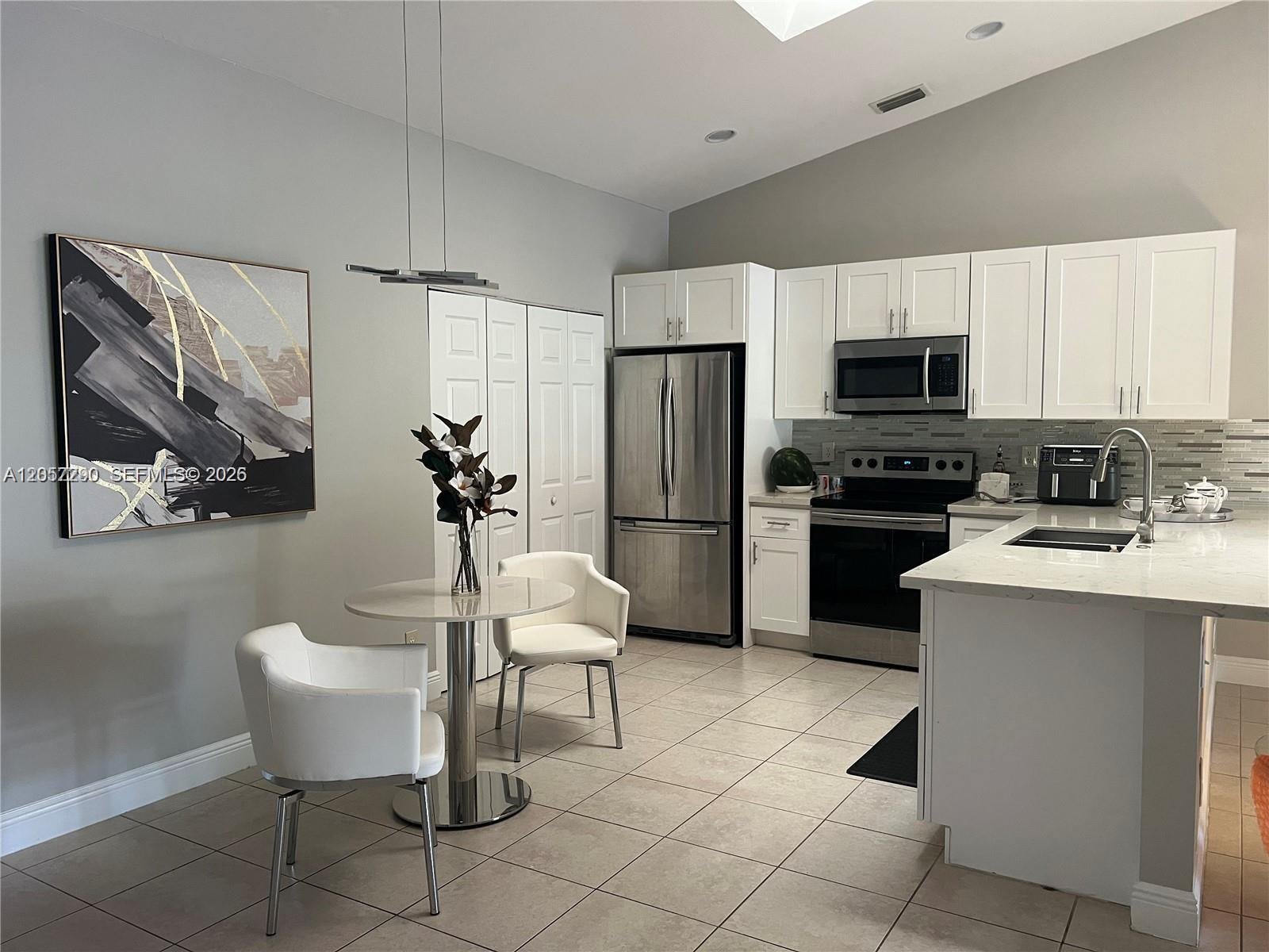 Boca Raton Townhome: 18428 18428 Via Di Regina 18428