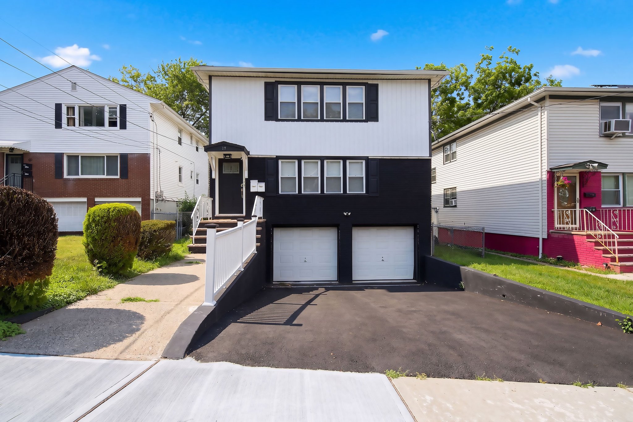 Maplewood Multiplex: 19 Evelyn Ct