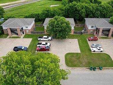 Stephenville Multiplex: 892 W Vanderbilt St