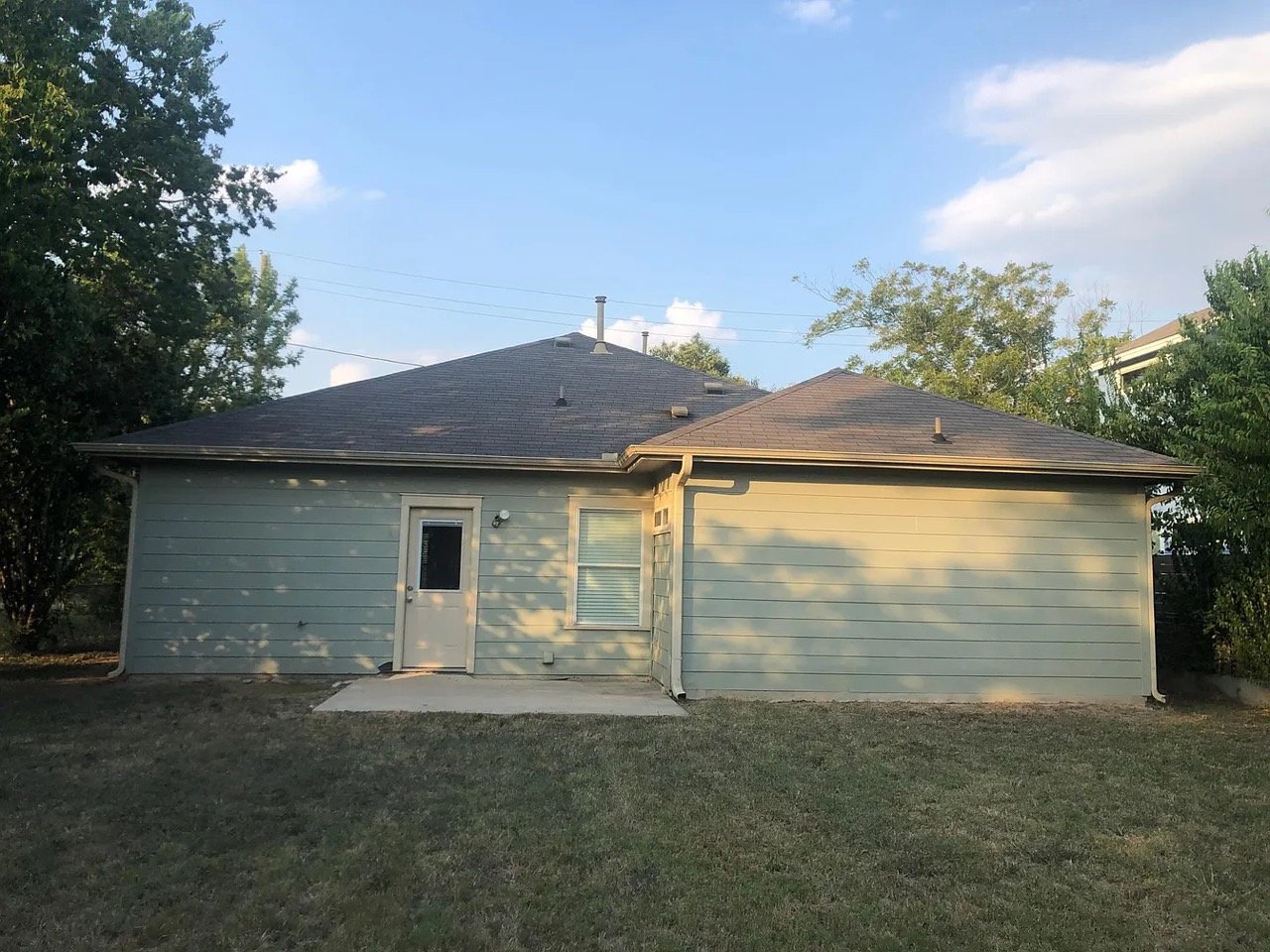 Austin House: 6503 Porter St