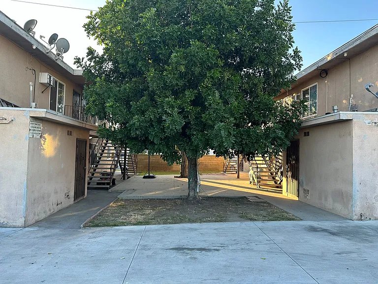 Norwalk Multiplex: 14424 Flallon Ave, Apt #2