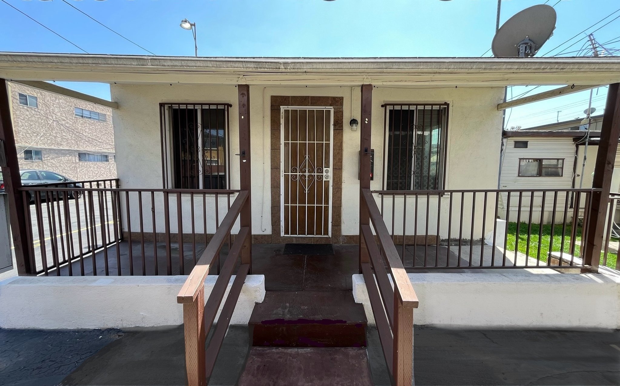 Gardena House: 15012 Lemoli Ave