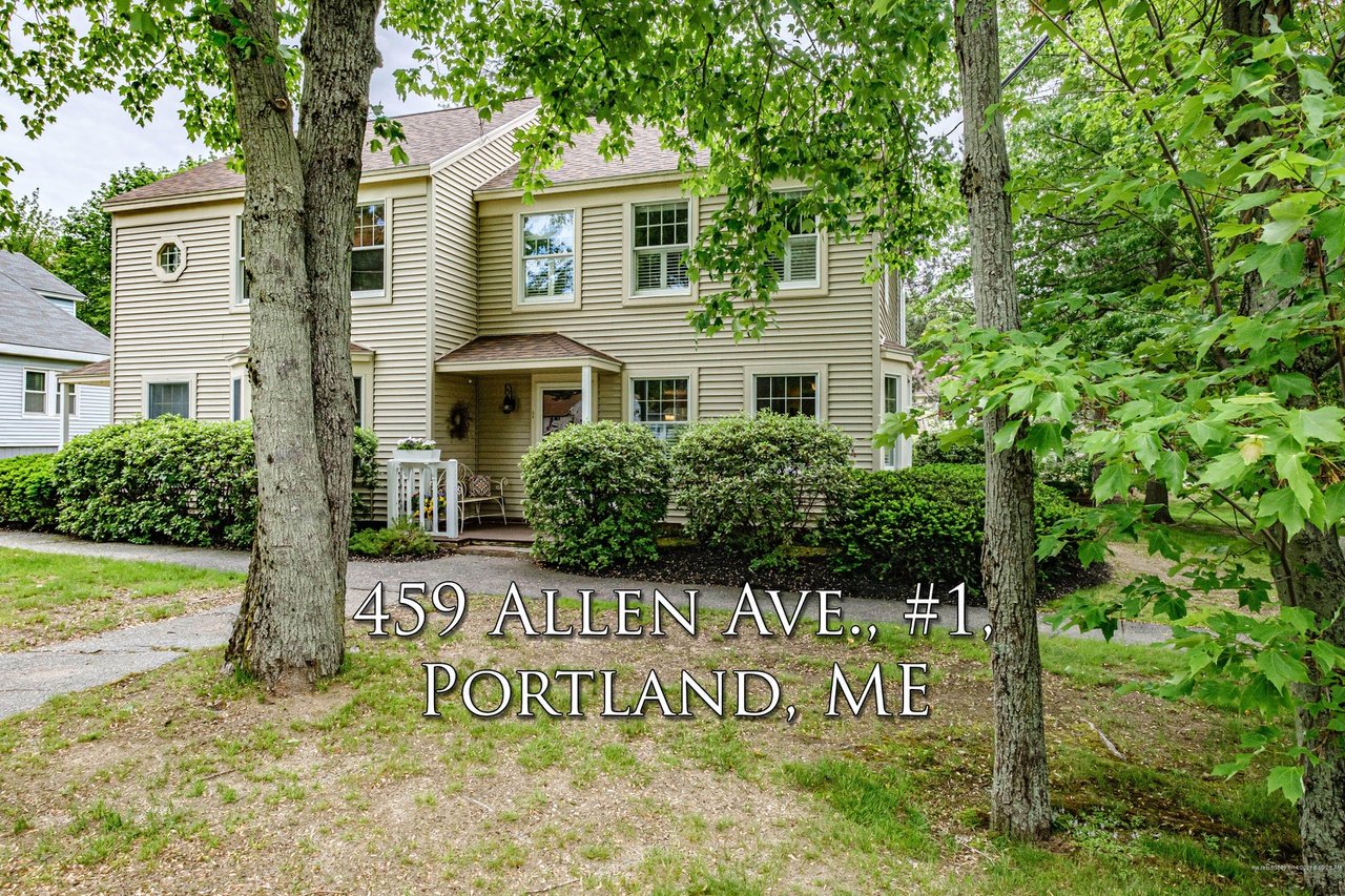 Portland Townhome: 459 Allen Ave