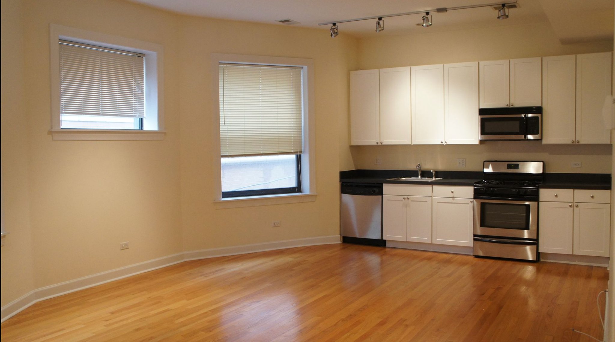 Chicago Condo: 4715 N Sheridan