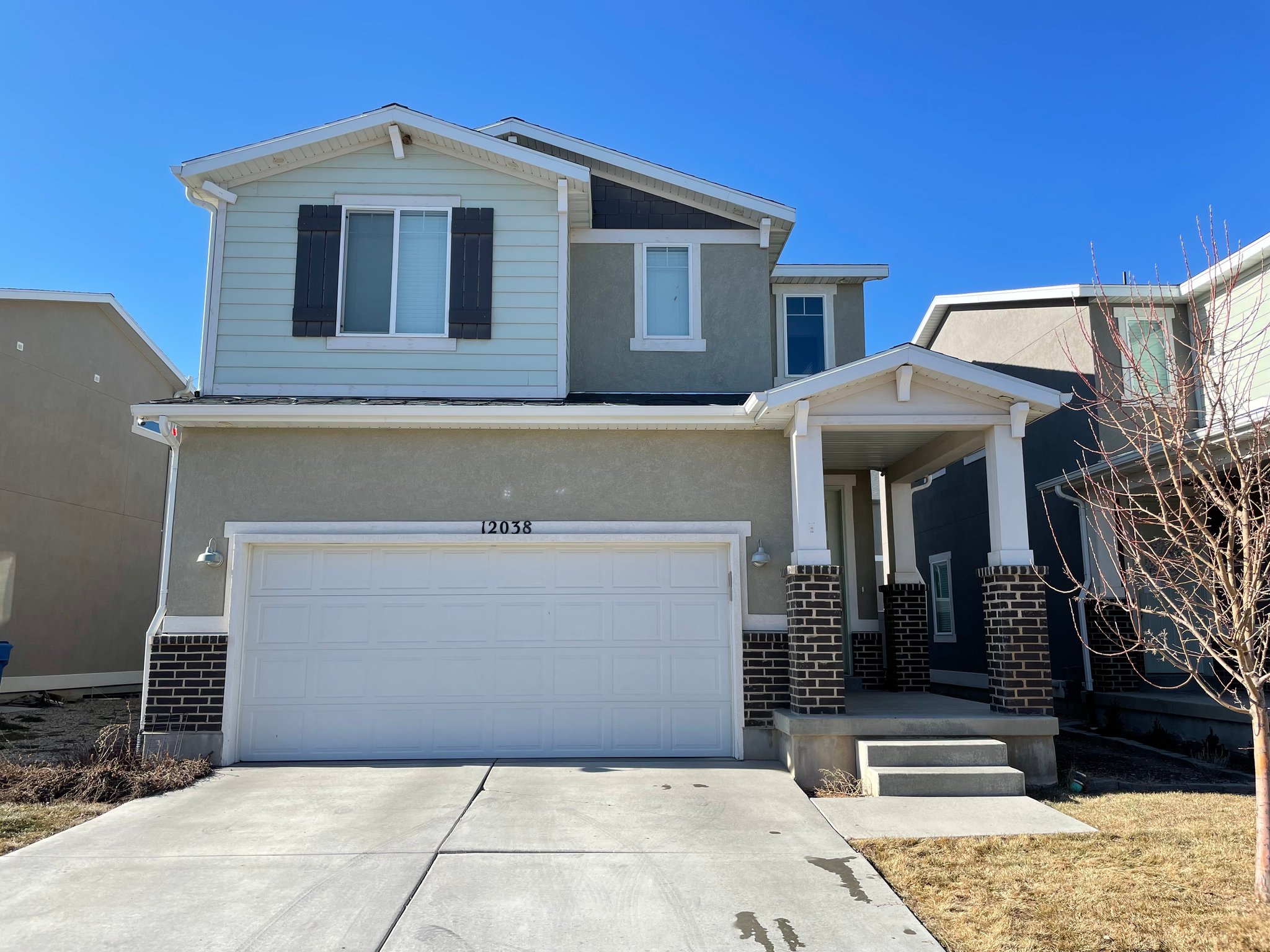 Herriman House: 12038 S El Capitan
