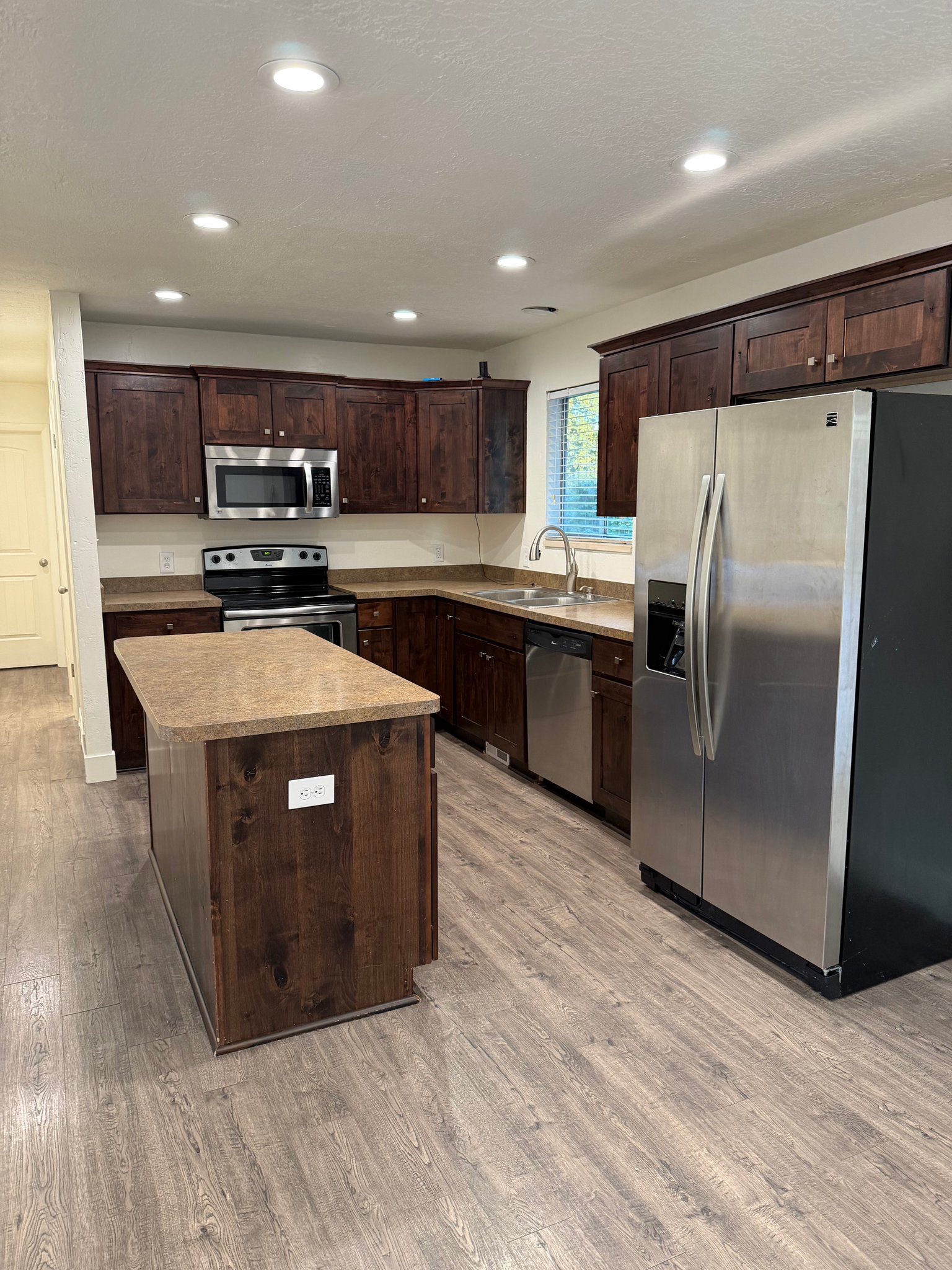 Provo House: 2151 W 300 N