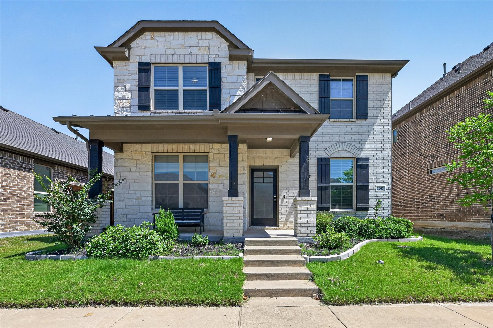 Little Elm House: 2017 Miramar Drive