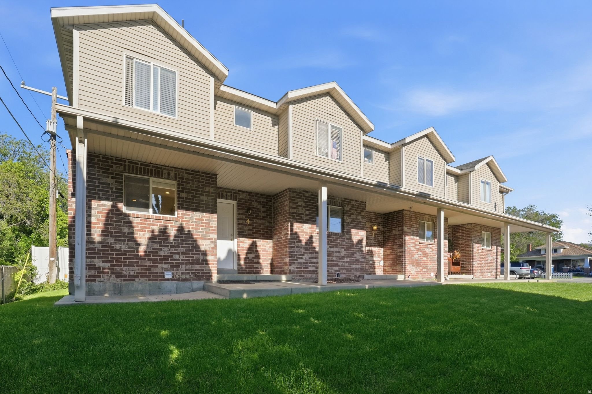 Bountiful Townhome: 182 W 300 N
