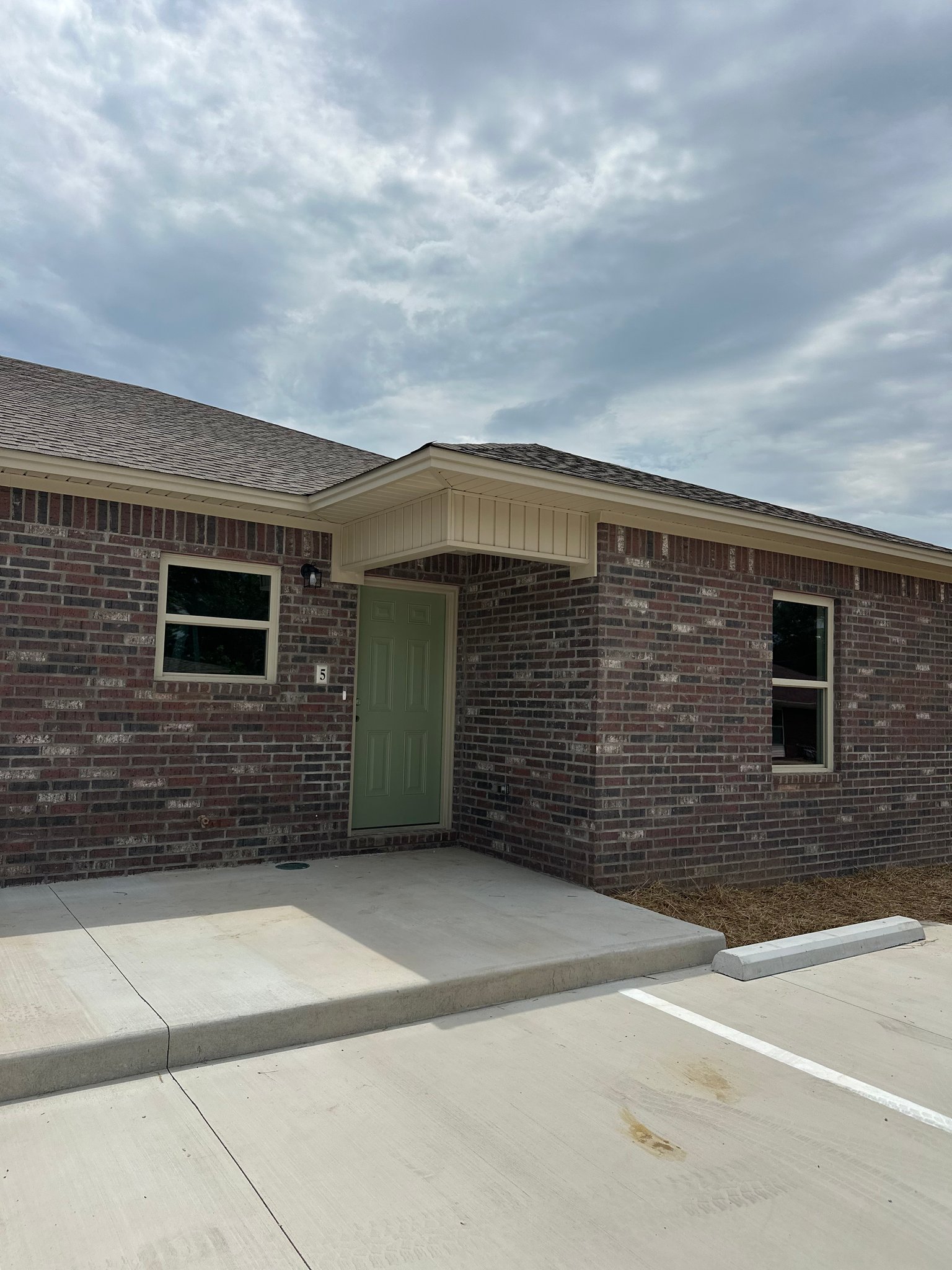 Russellville Apartment: 1016 S El Paso Ave