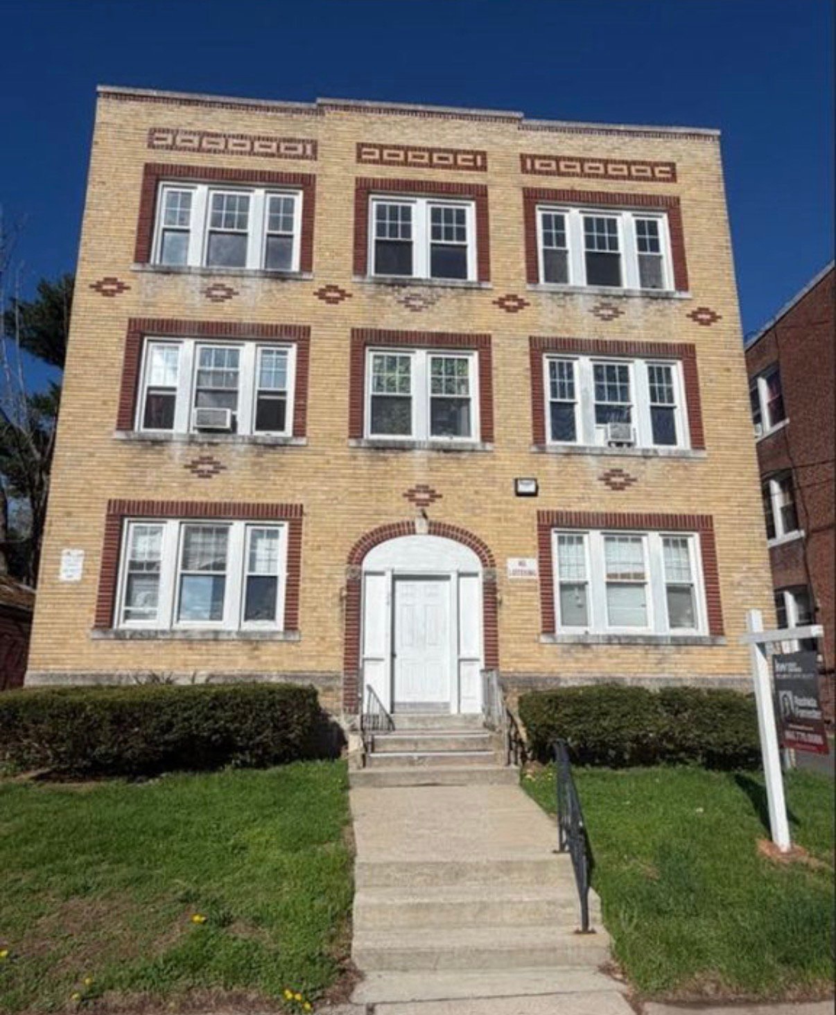 New Britain Apartment: 22 Wilcox St