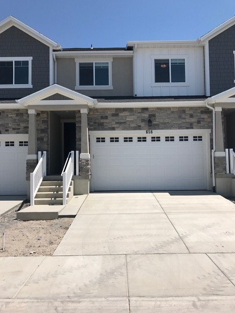 Vineyard Townhome: 658 N Fall Creek Dr