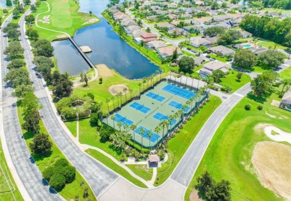Davenport House: 122 Canary Island Circle