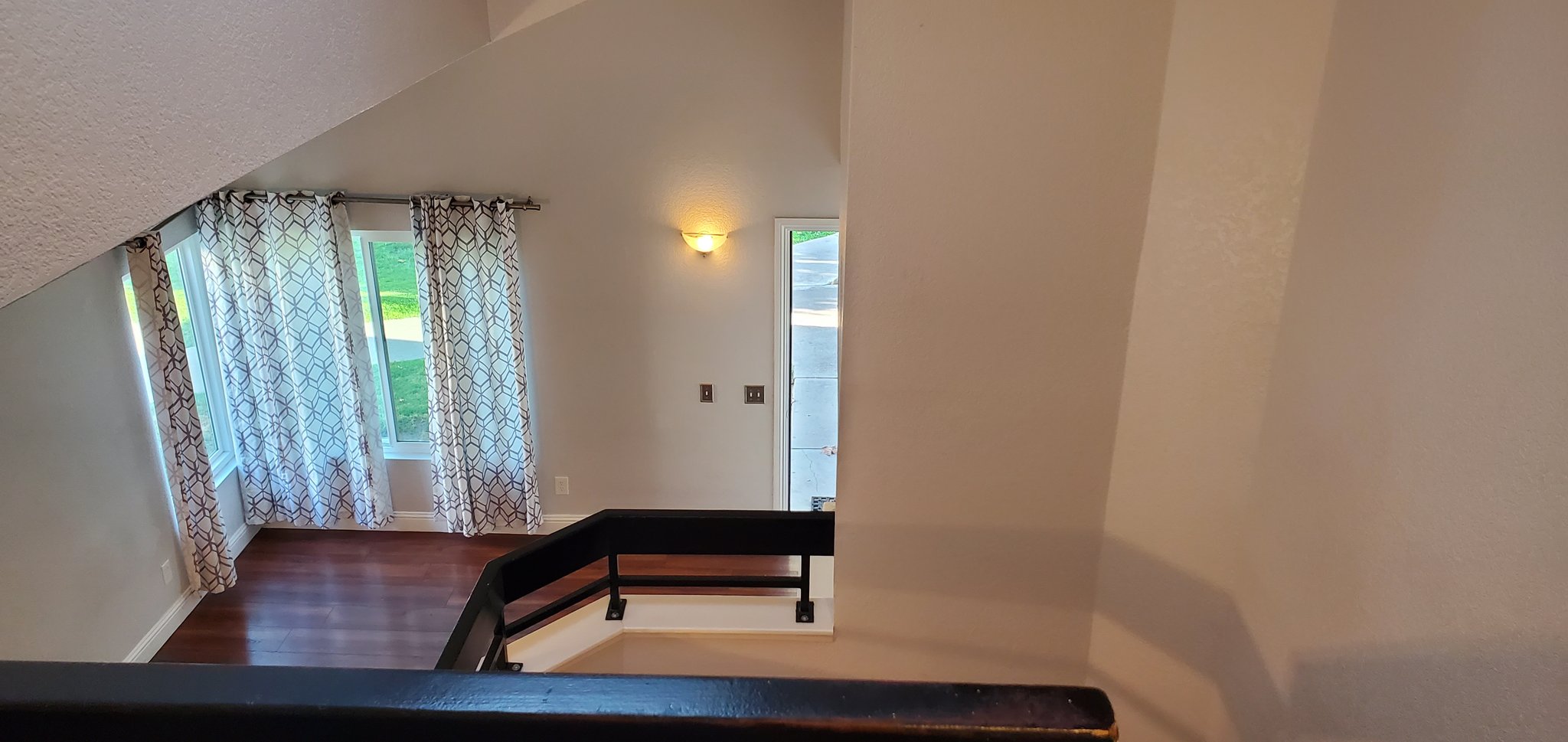 Santa Maria Condo: 220 E Grant St