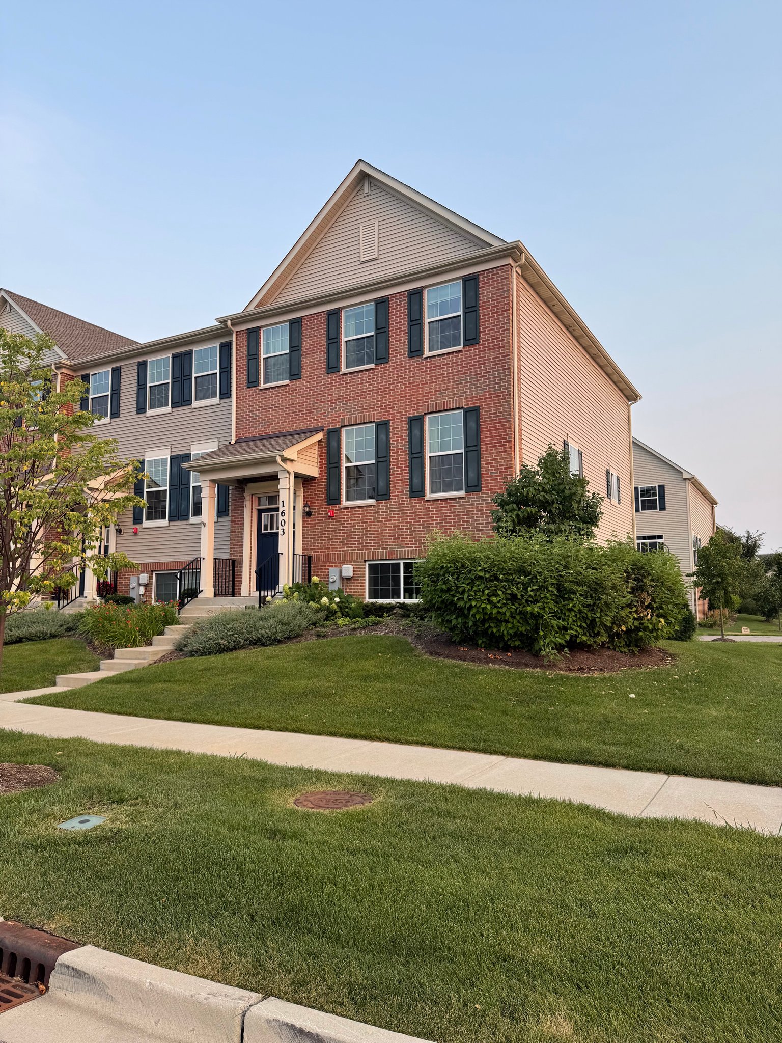 Batavia Townhome: 1603 Sager Way