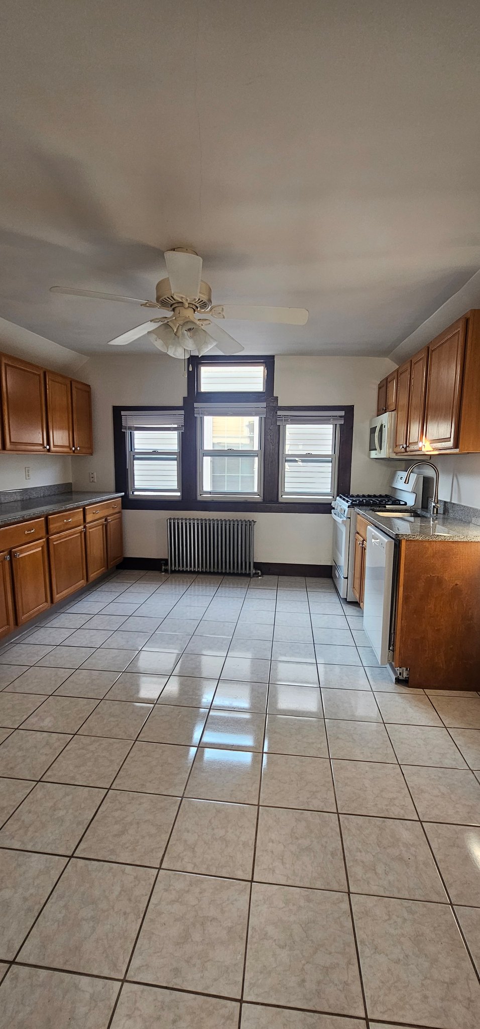 New Haven Apartment: 120 Bishop St