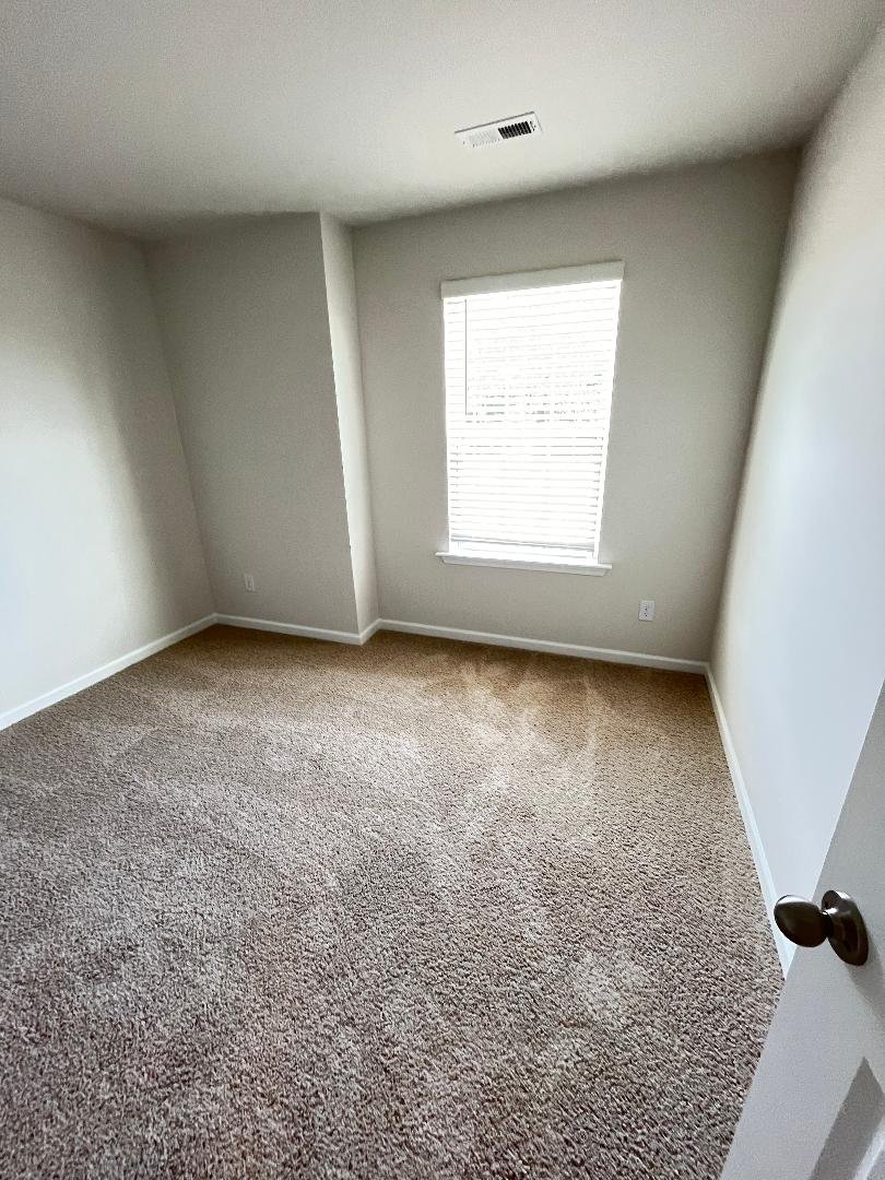 Greensboro Townhome: 1112 Broholmer Ln