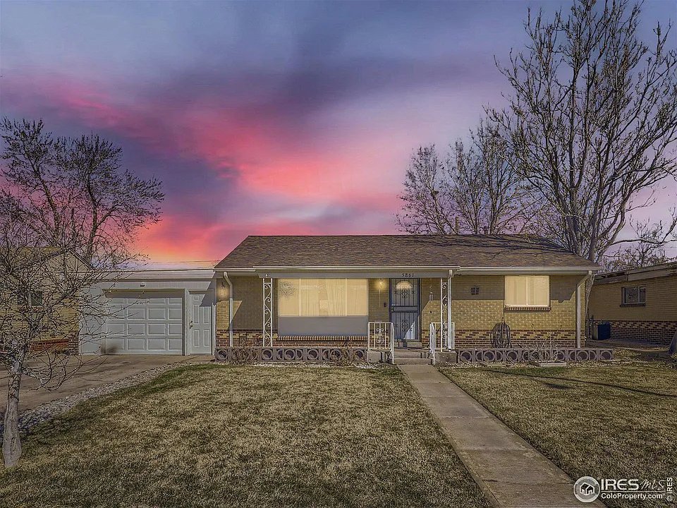 Commerce City House: 5861 Demott Ave
