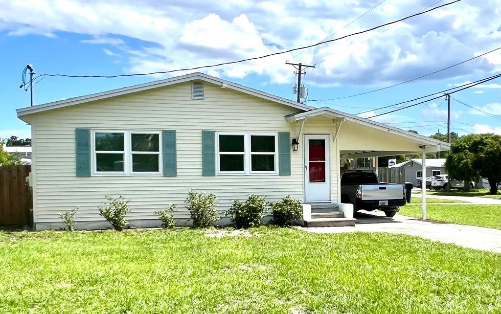 Tampa House: 1430 W Rambla St.
