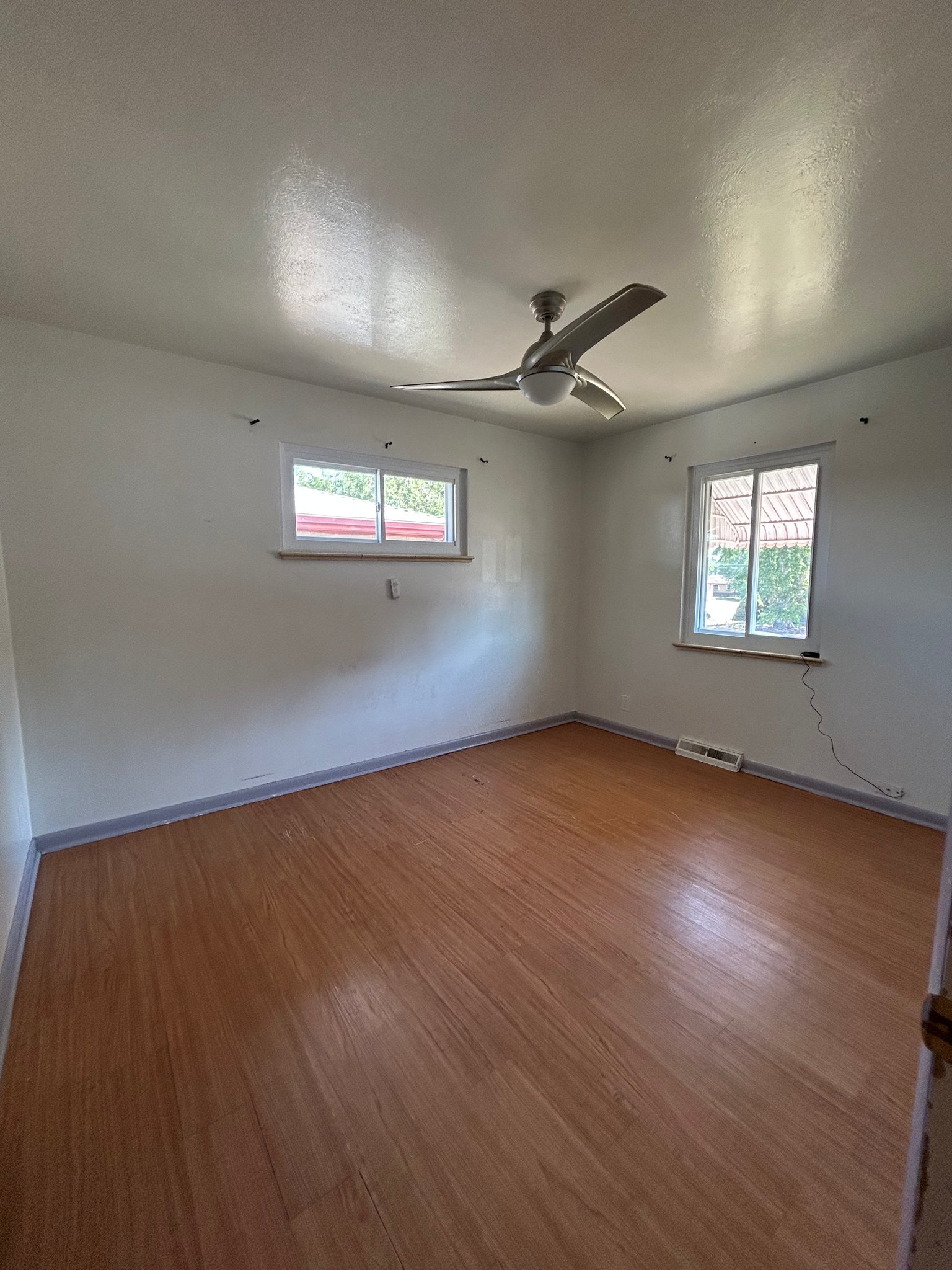 Lakewood House: 1207 S Gray St