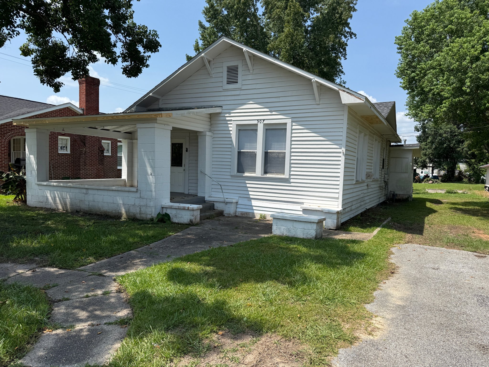 Flomaton House: 507 Palafox St