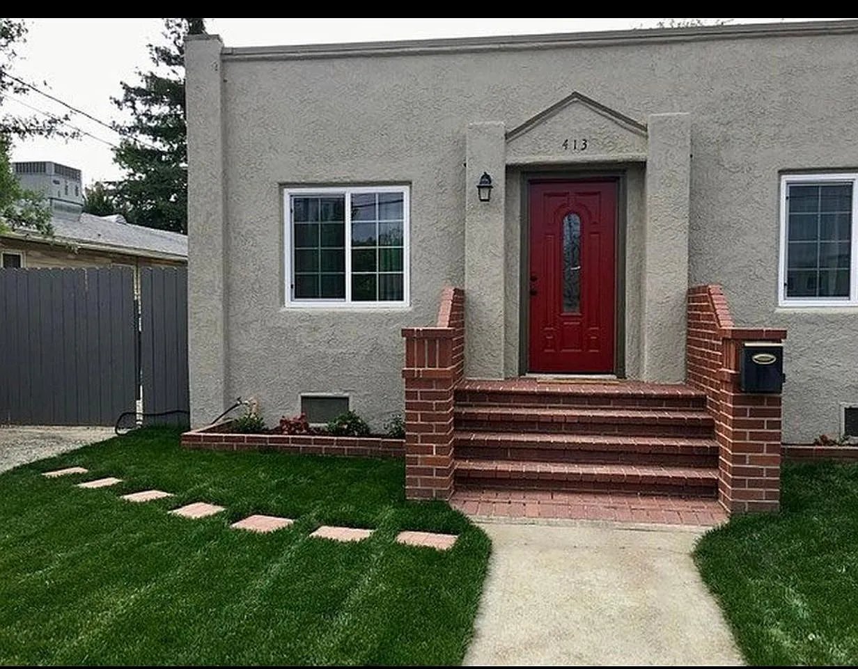 Roseville House: 413 5th St