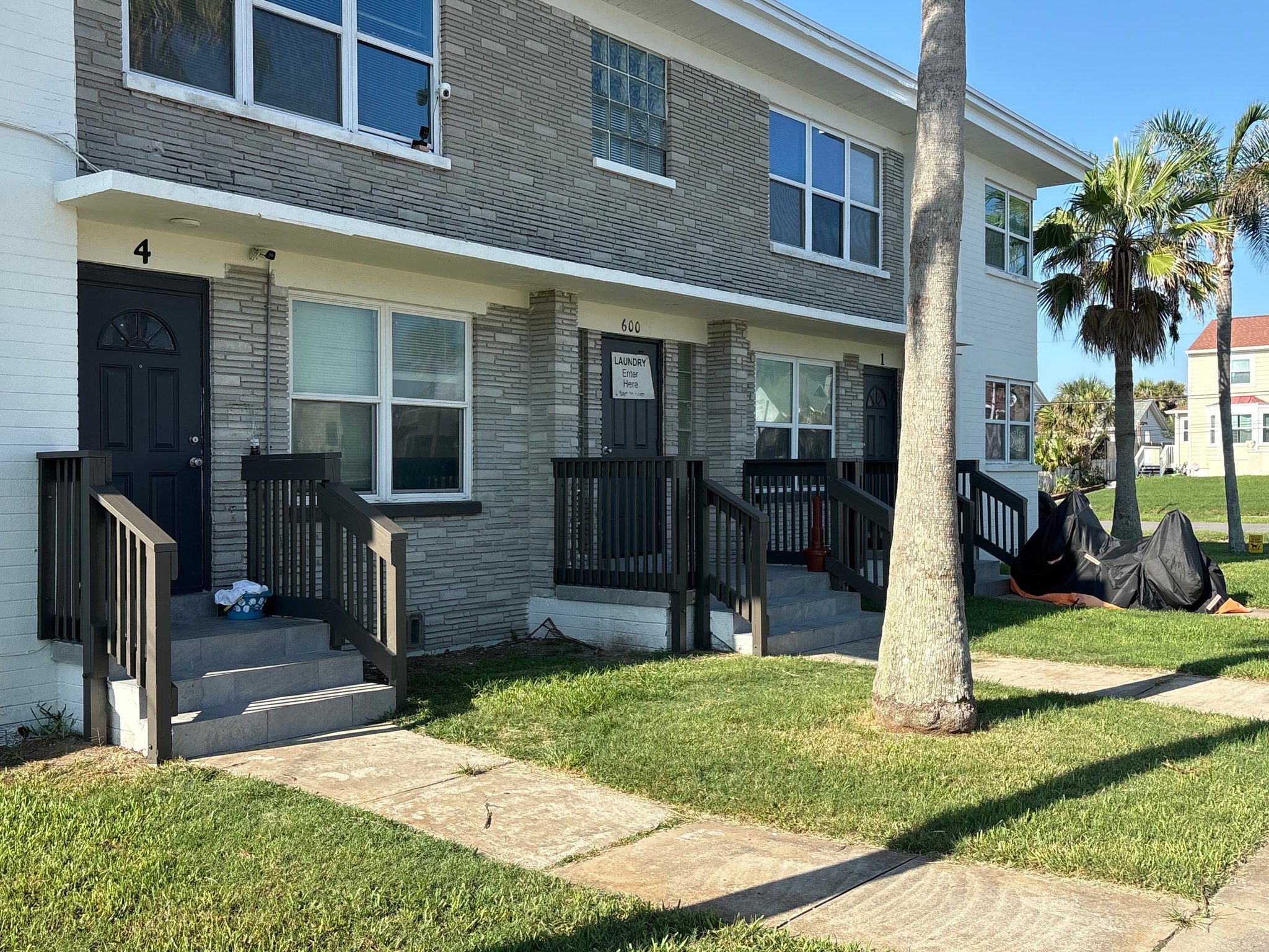 Daytona Beach Apartment: 600 Riverview Blvd