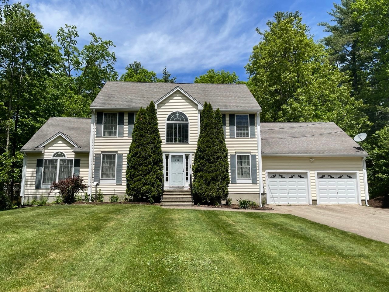 Litchfield House: 149 Page Rd