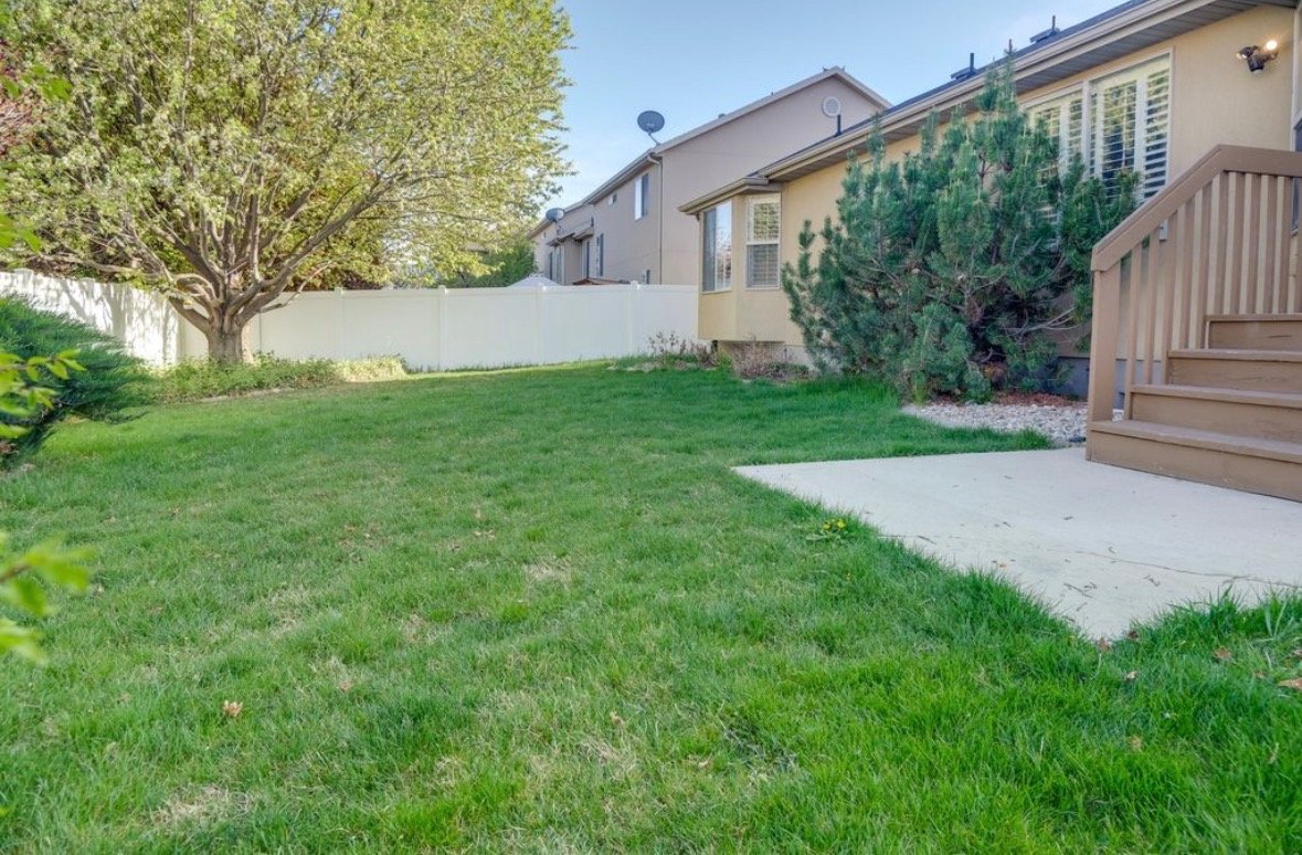 Herriman House: 13141 S Woods Park Dr, Herriman, UT 84096