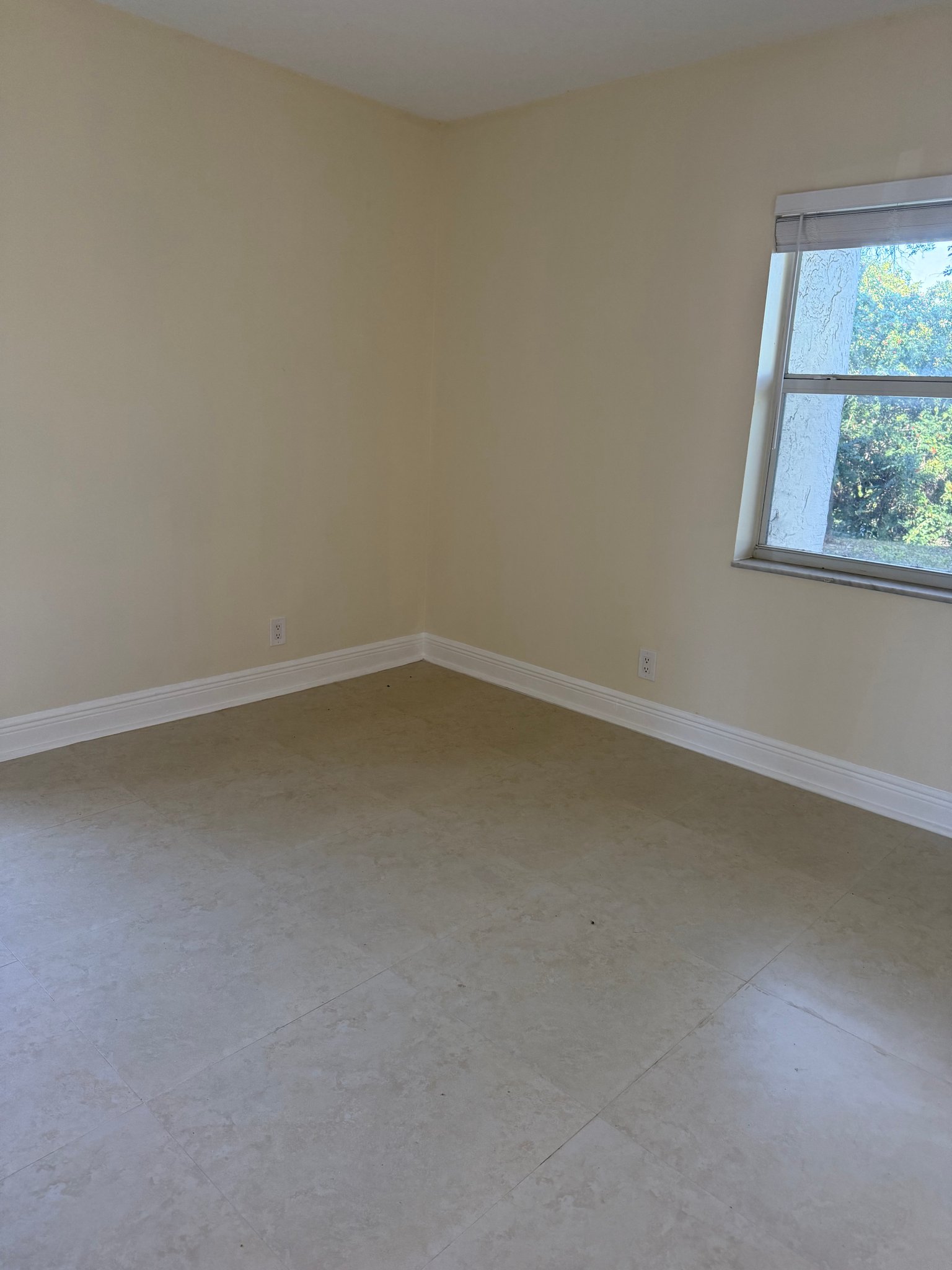 Boca Raton Condo: 450 NW 20th St