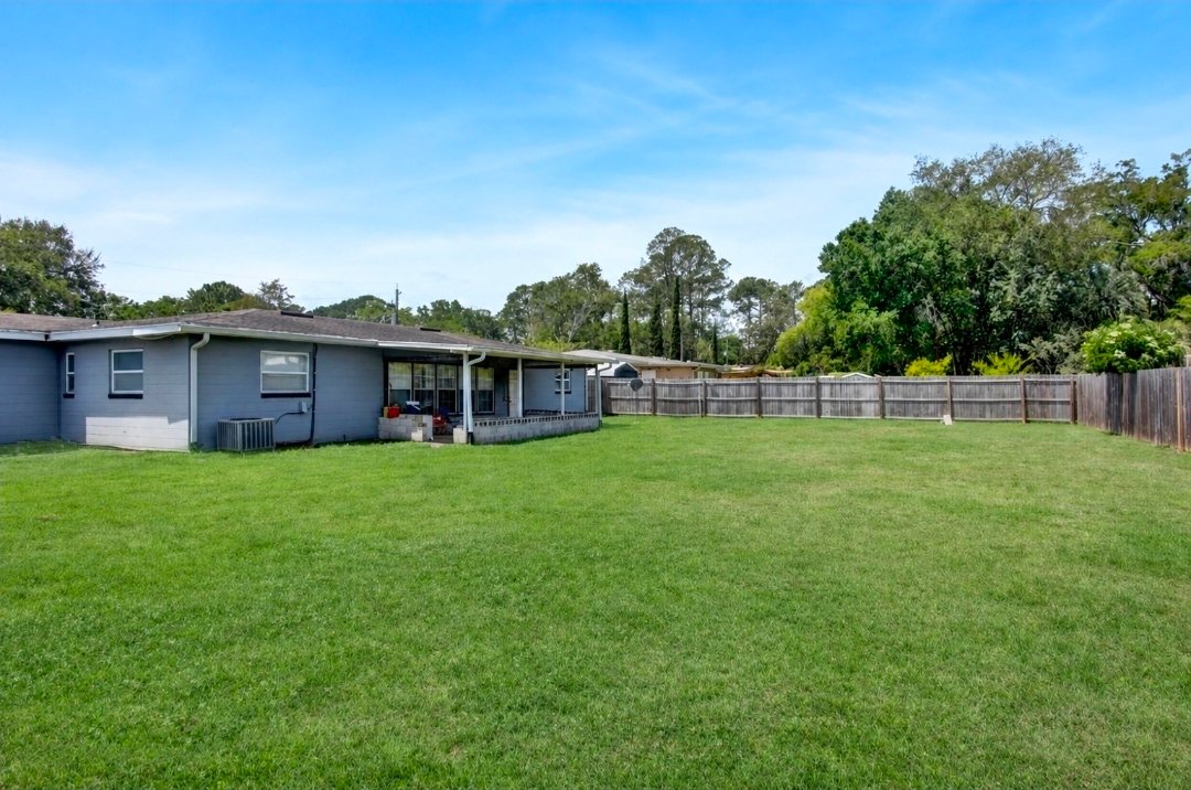 Jacksonville House: 6145 Vasari Dr