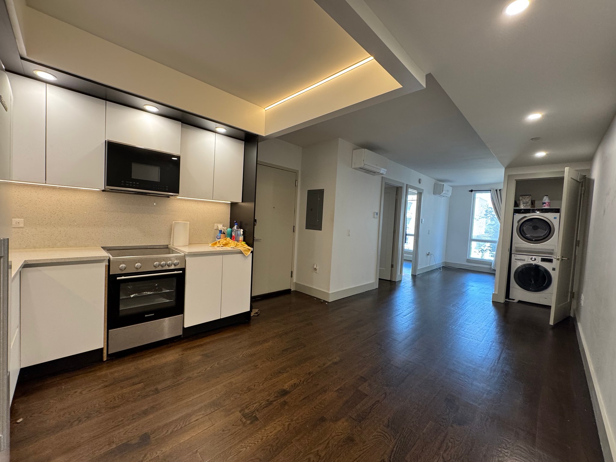 Brooklyn Apartment: 150 Lenox Rd