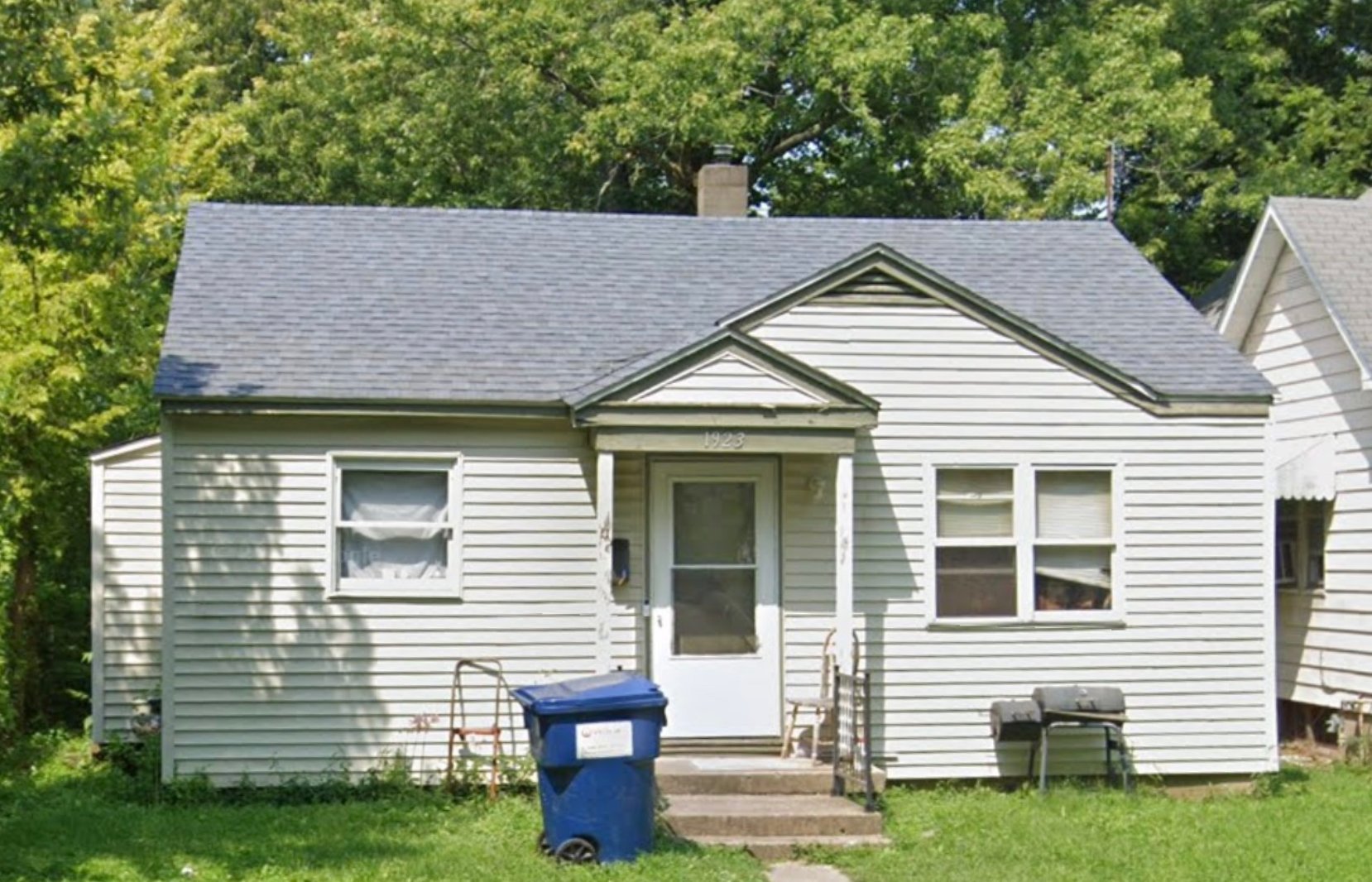 Decatur House: 1923 N Church St