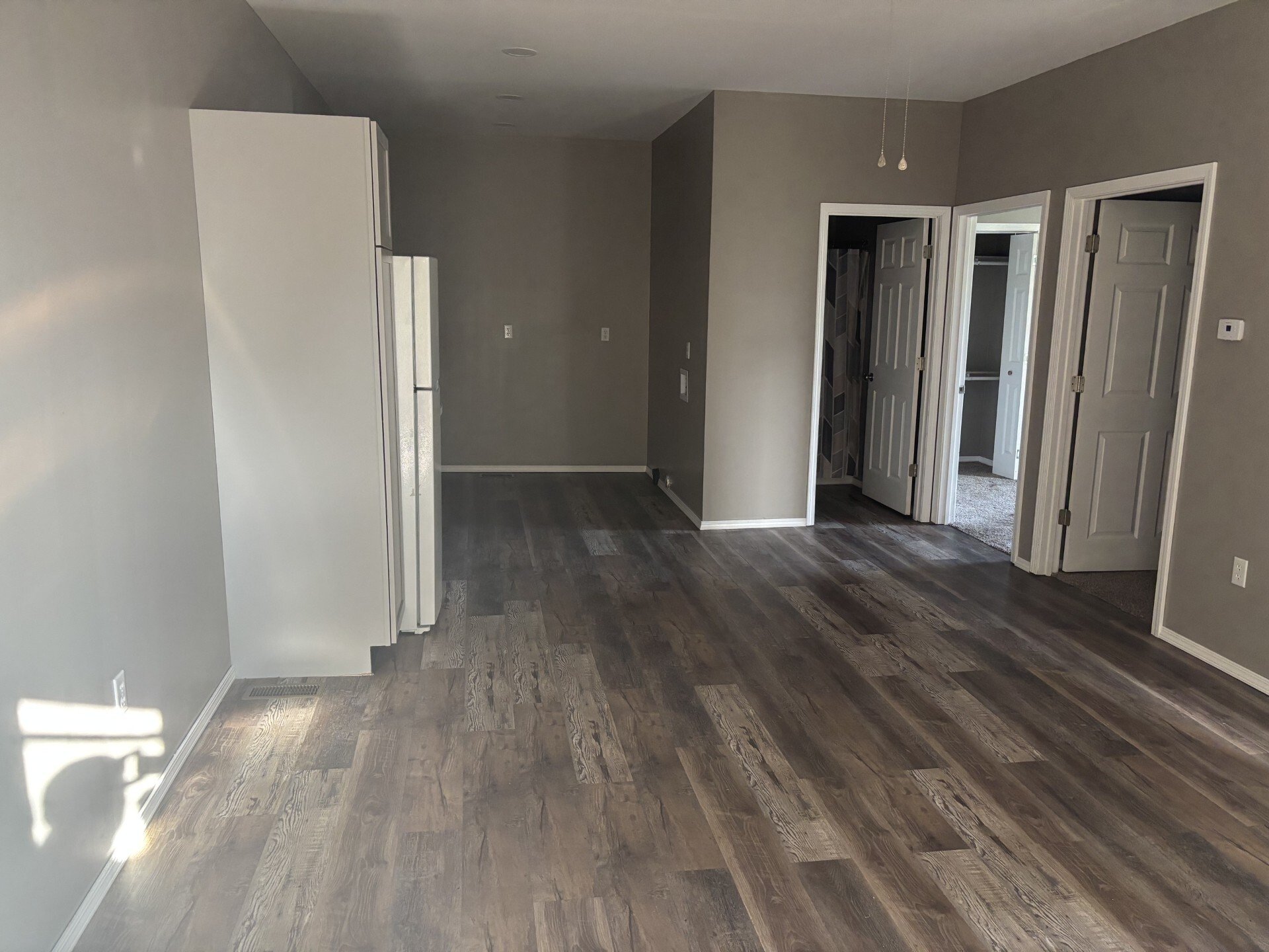 Wheatland House: 115 South State Road 550