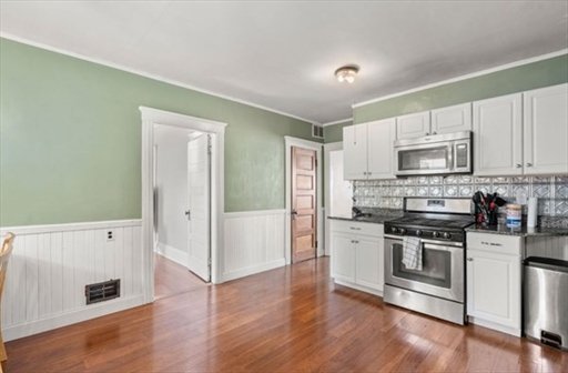 Salem Multiplex: 14 Forest Ave