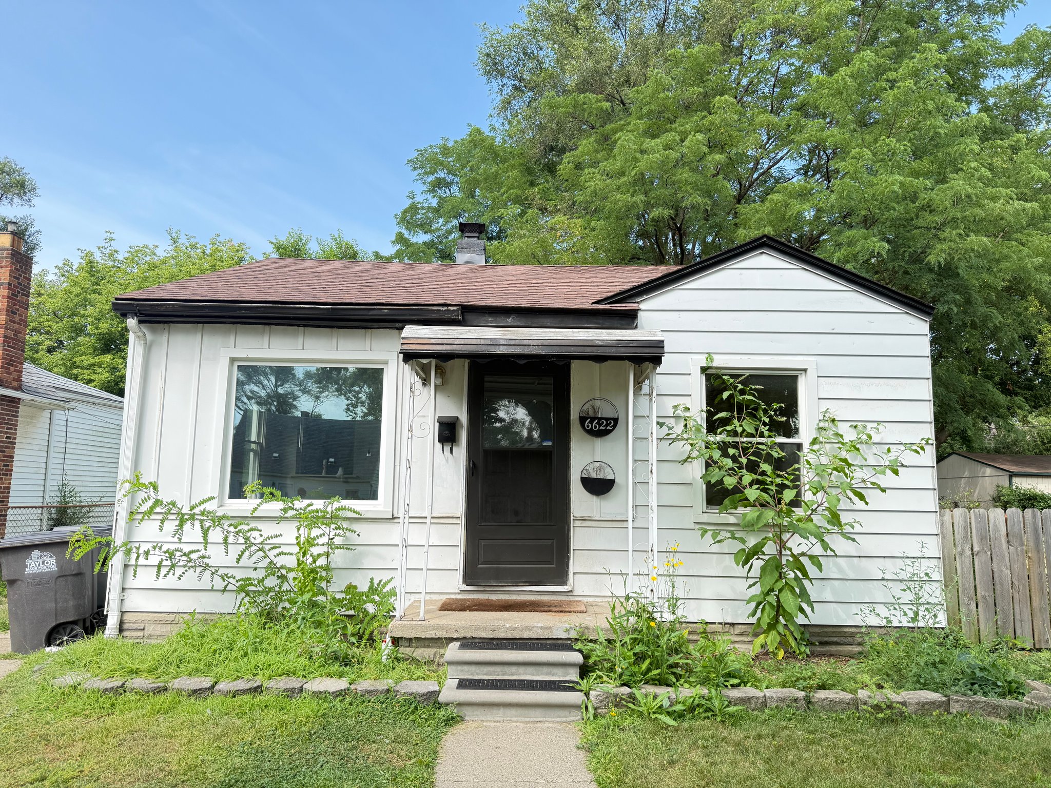 Taylor House: 6622 Cooper St