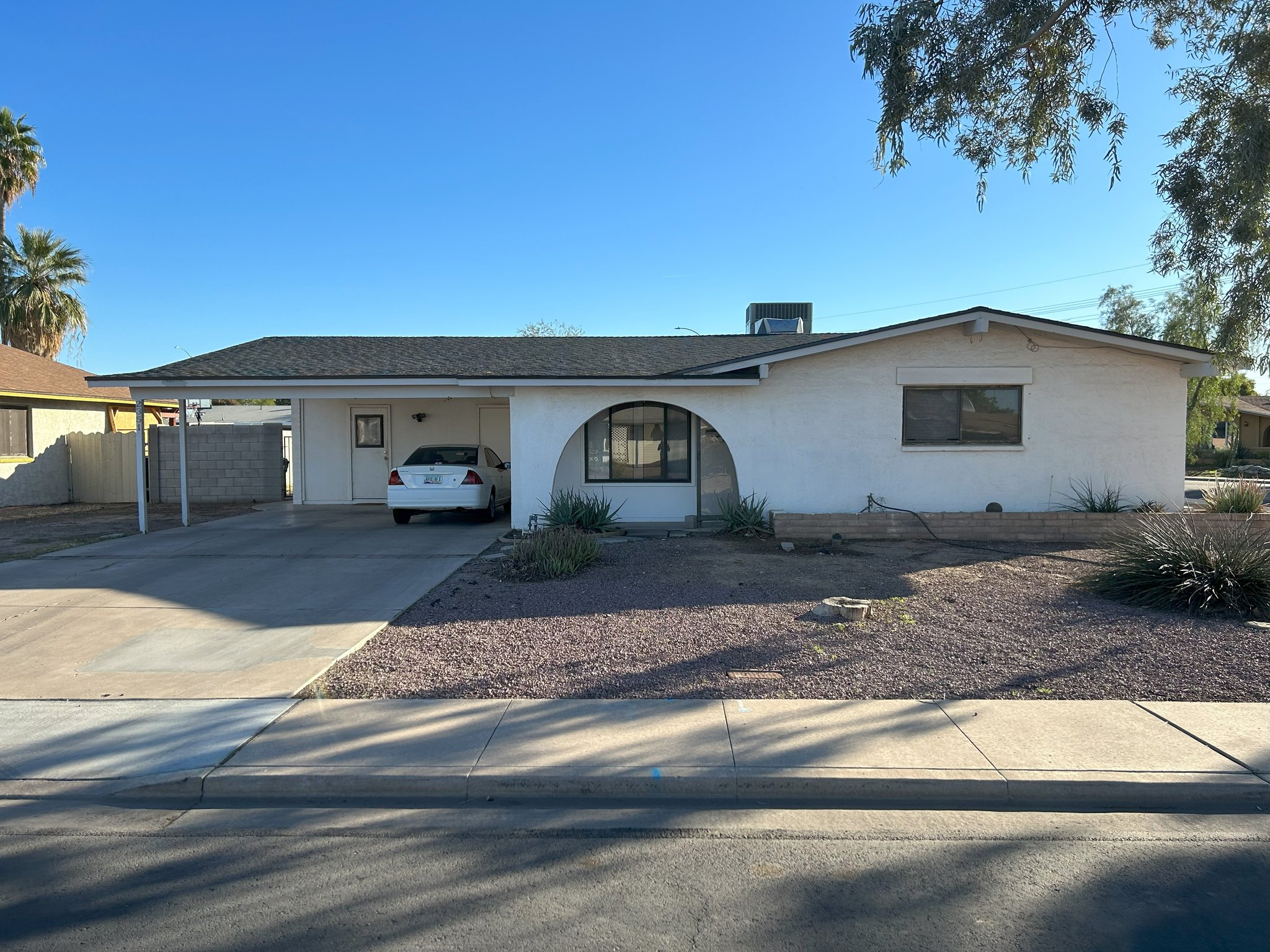 Mesa House: 2351 W Emelita Ave