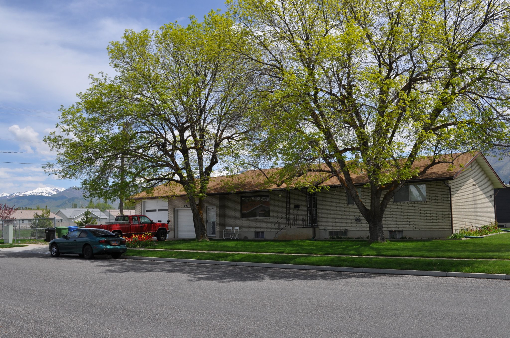 Logan House: 297 W 775 N