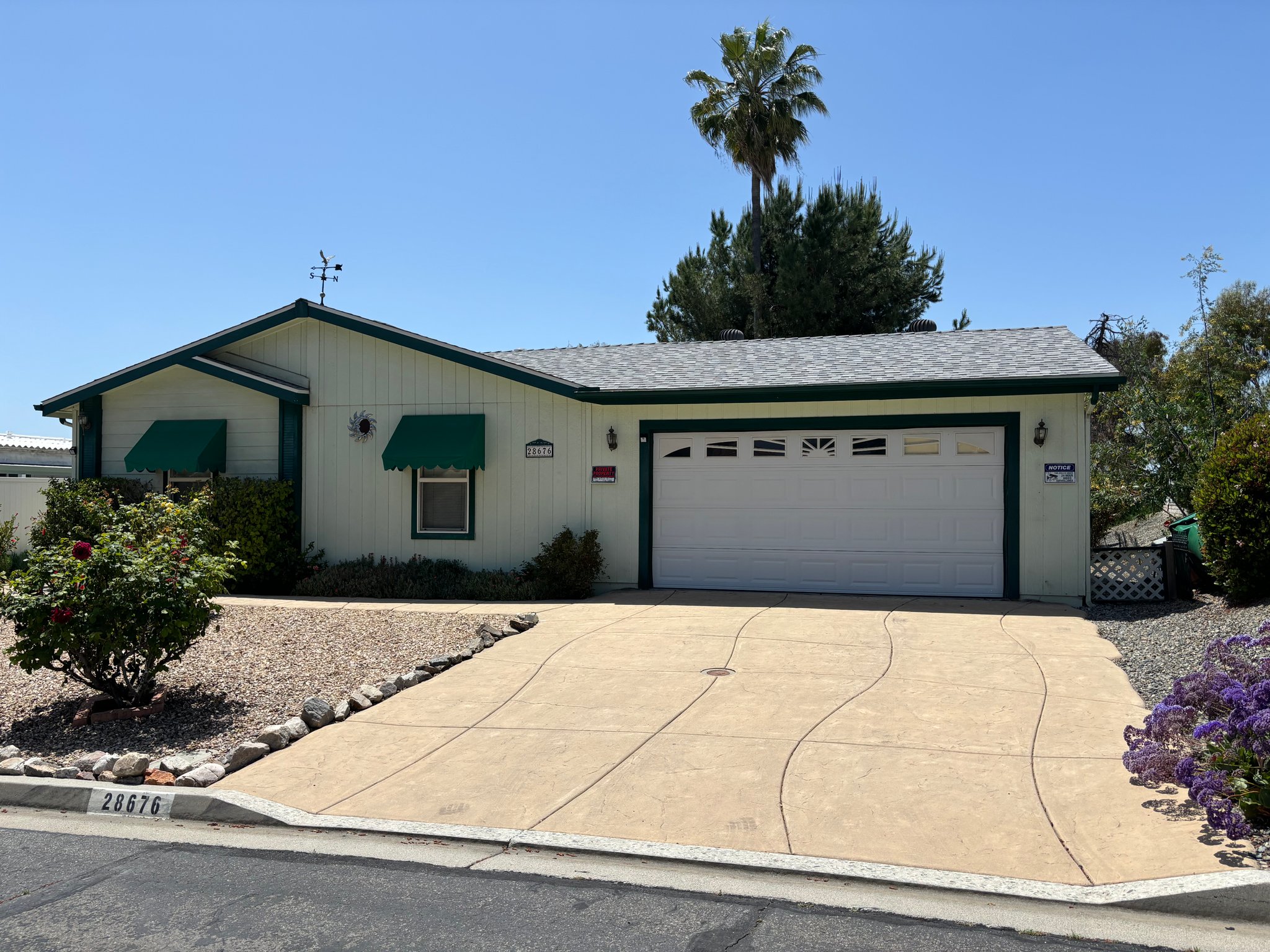 Murrieta House: 28676 Via Playa del Rey