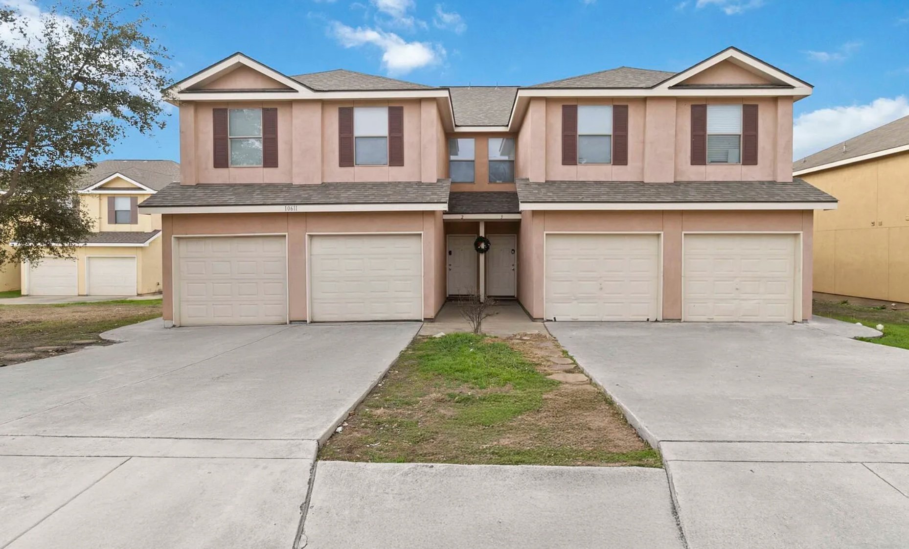 Universal City Townhome: 10702 Mathom Landing