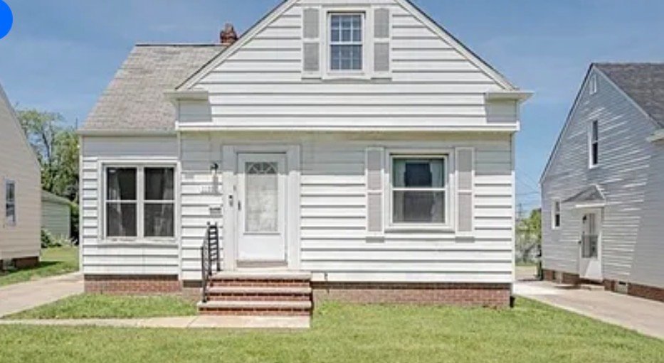 Garfield Heights House: 11007 wallingford