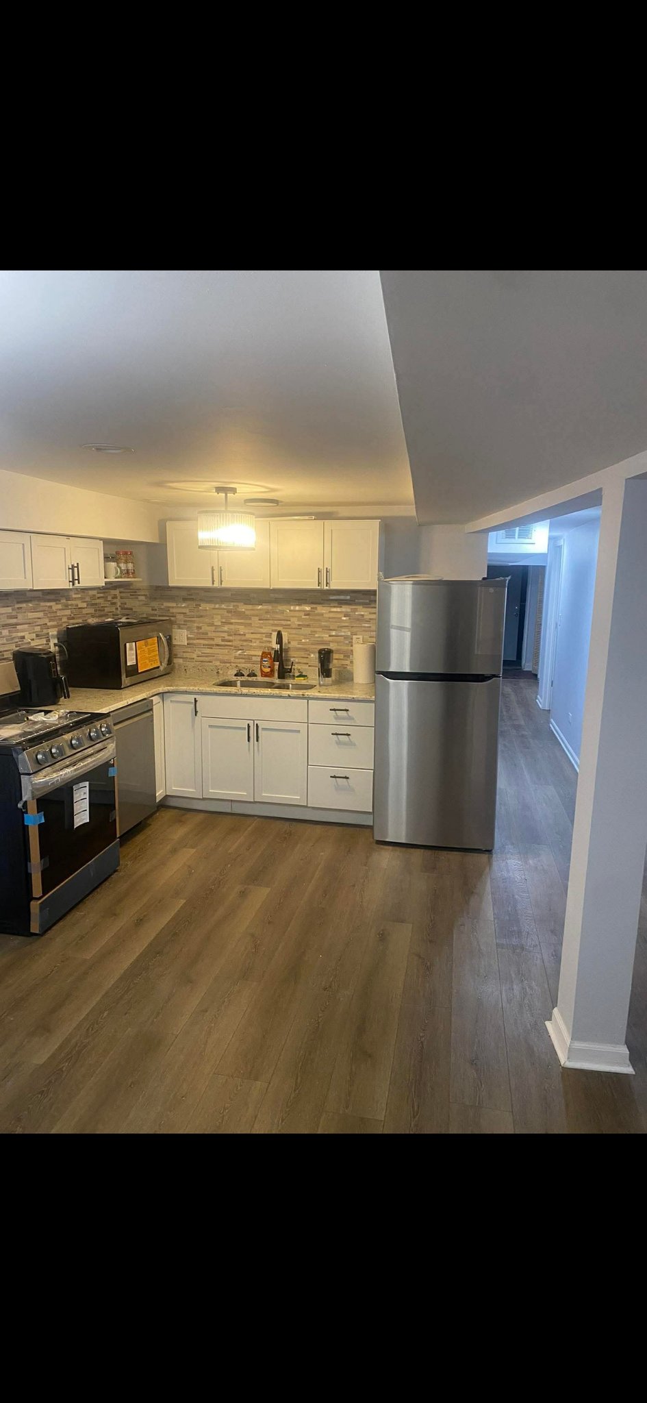 Chicago Apartment: 7240 S Cornell Ave